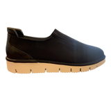 Donald Pliner Connor Nubuck Elastic Slip On